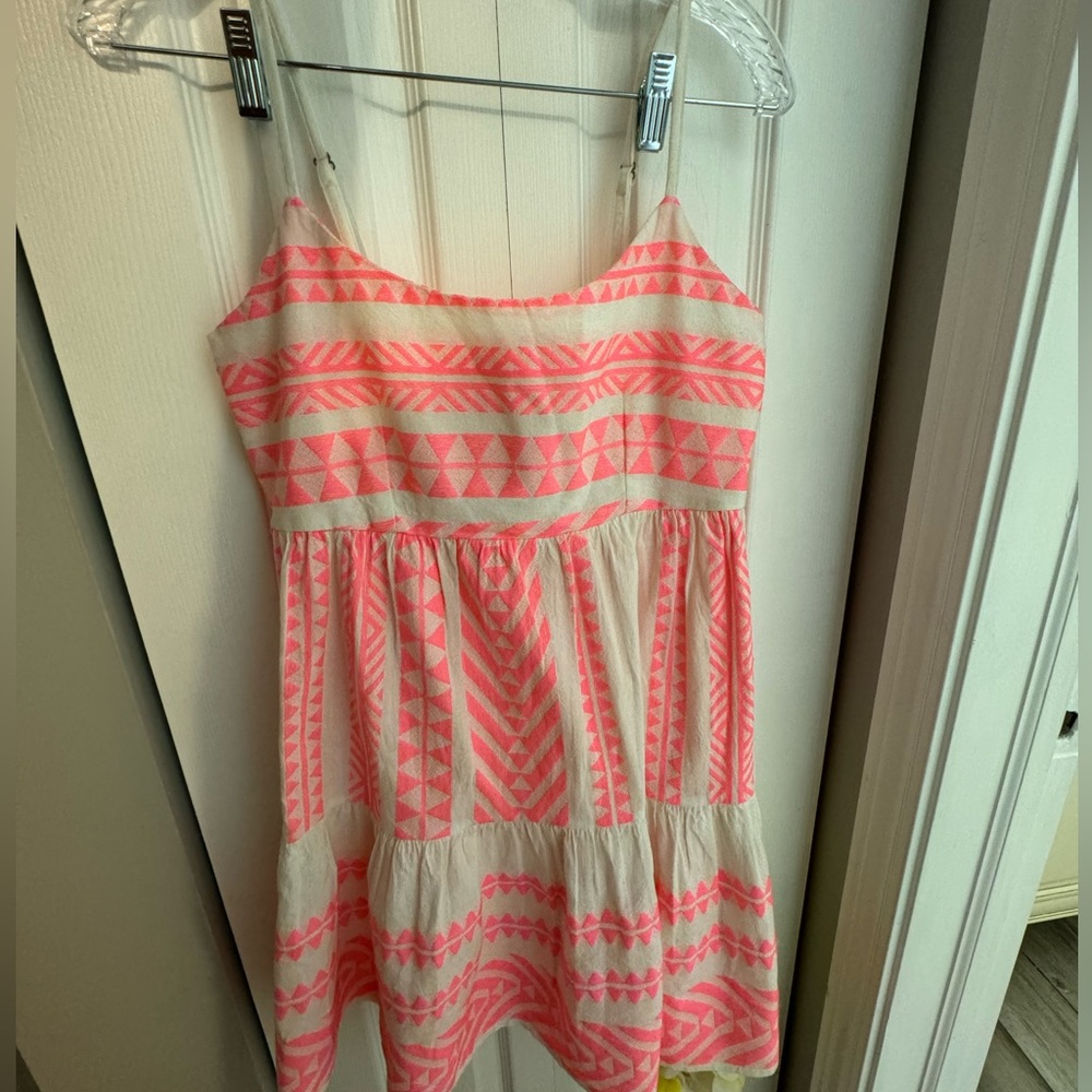 New! Mi Ami Hot Pink & White Babydoll Aztec Print Dress💖